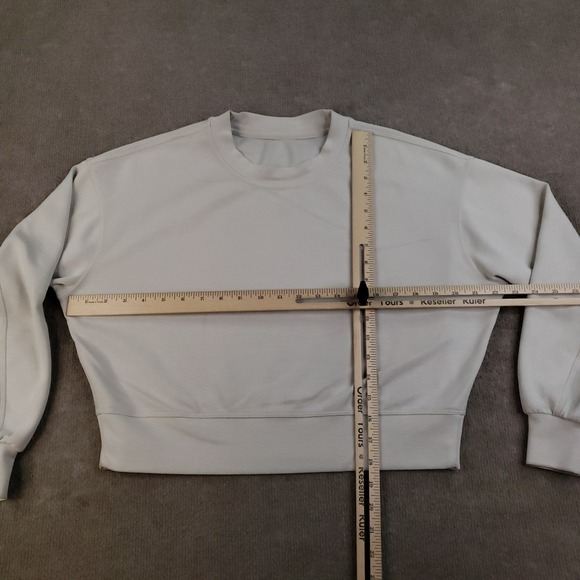 Lululemon‎ Softstreme Sweatshirt Womens Medium Beige Oversized Cropped Crew Neck - Picture 2 of 16